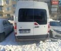 Белый Рено Мастер, объемом двигателя 6.9 л и пробегом 290 тыс. км за 11000 $, фото 3 на Automoto.ua