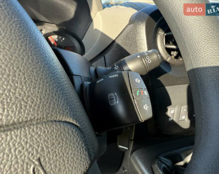 Білий Рено Мастєр, об'ємом двигуна 0 л та пробігом 217 тис. км за 19700 $, фото 41 на Automoto.ua