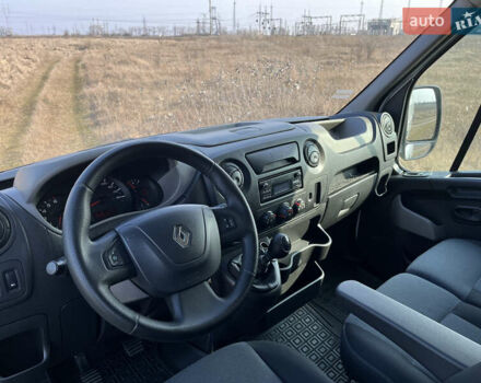 Білий Рено Мастєр, об'ємом двигуна 2.3 л та пробігом 247 тис. км за 17600 $, фото 10 на Automoto.ua