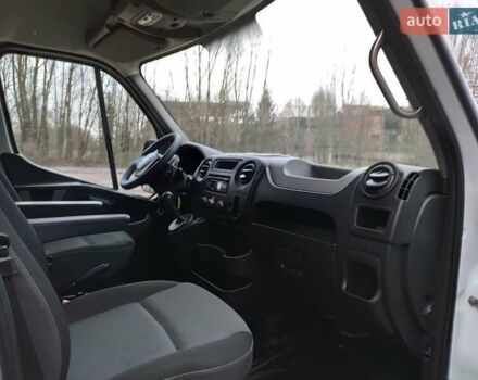 Білий Рено Мастєр, об'ємом двигуна 2.3 л та пробігом 212 тис. км за 14350 $, фото 18 на Automoto.ua