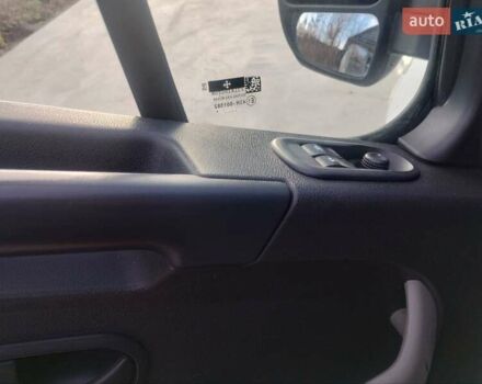 Белый Рено Мастер, объемом двигателя 2.3 л и пробегом 293 тыс. км за 14500 $, фото 10 на Automoto.ua