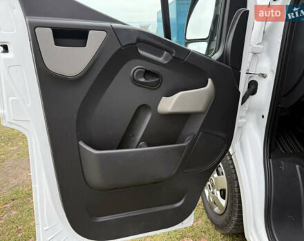 Білий Рено Мастєр, об'ємом двигуна 2.3 л та пробігом 200 тис. км за 19500 $, фото 19 на Automoto.ua
