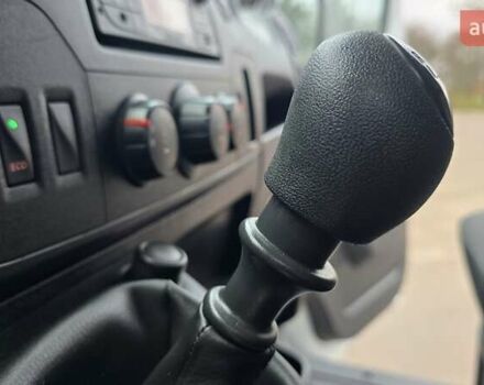 Білий Рено Мастєр, об'ємом двигуна 2.3 л та пробігом 177 тис. км за 16800 $, фото 12 на Automoto.ua