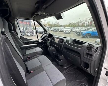 Белый Рено Мастер, объемом двигателя 2.3 л и пробегом 280 тыс. км за 15500 $, фото 13 на Automoto.ua