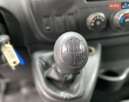 Белый Рено Мастер, объемом двигателя 2.3 л и пробегом 162 тыс. км за 18300 $, фото 46 на Automoto.ua