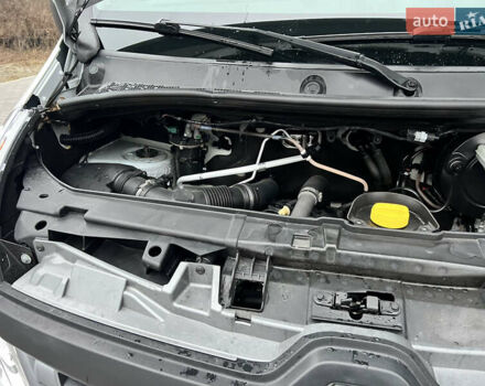 Белый Рено Мастер, объемом двигателя 2.3 л и пробегом 195 тыс. км за 17400 $, фото 34 на Automoto.ua