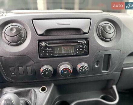 Белый Рено Мастер, объемом двигателя 2.3 л и пробегом 162 тыс. км за 18300 $, фото 42 на Automoto.ua