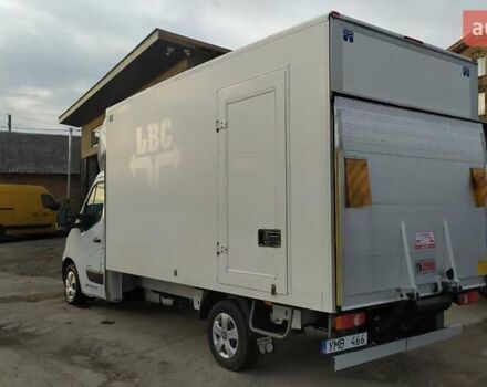 Белый Рено Мастер, объемом двигателя 2.3 л и пробегом 270 тыс. км за 18850 $, фото 3 на Automoto.ua