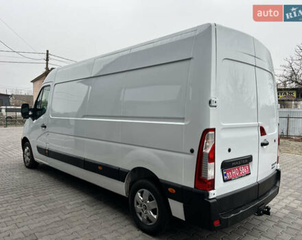 Белый Рено Мастер, объемом двигателя 2.3 л и пробегом 195 тыс. км за 17400 $, фото 2 на Automoto.ua