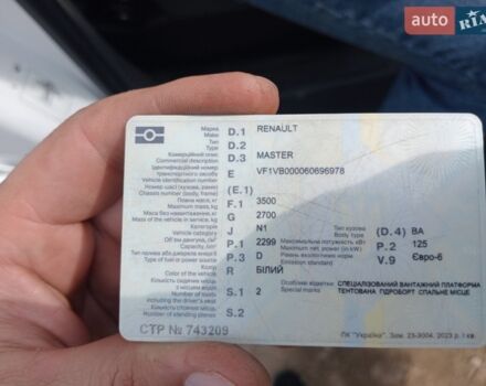 Білий Рено Мастєр, об'ємом двигуна 2.3 л та пробігом 426 тис. км за 16200 $, фото 11 на Automoto.ua