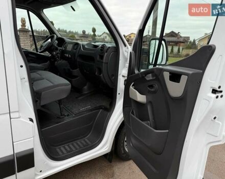 Белый Рено Мастер, объемом двигателя 2.3 л и пробегом 237 тыс. км за 16600 $, фото 8 на Automoto.ua