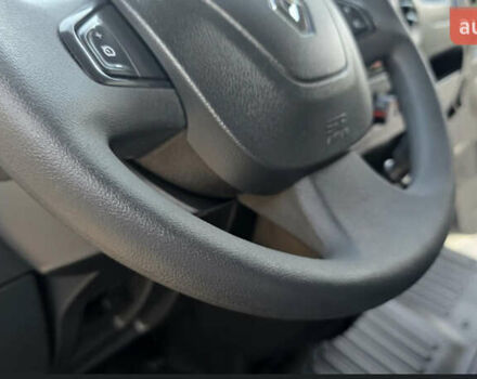 Білий Рено Мастєр, об'ємом двигуна 2.3 л та пробігом 187 тис. км за 17800 $, фото 11 на Automoto.ua