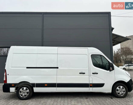 Белый Рено Мастер, объемом двигателя 2.3 л и пробегом 195 тыс. км за 17400 $, фото 6 на Automoto.ua