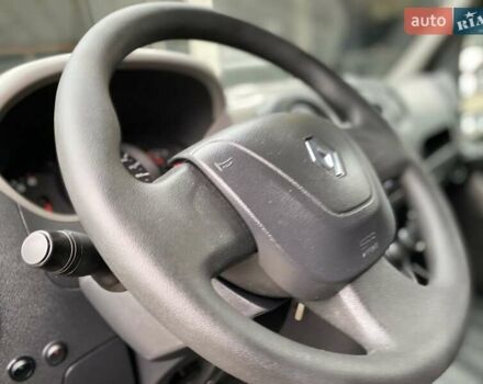 Білий Рено Мастєр, об'ємом двигуна 2.3 л та пробігом 162 тис. км за 18300 $, фото 39 на Automoto.ua