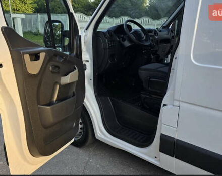 Білий Рено Мастєр, об'ємом двигуна 2.3 л та пробігом 187 тис. км за 17800 $, фото 4 на Automoto.ua