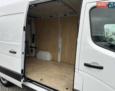 Белый Рено Мастер, объемом двигателя 2.3 л и пробегом 280 тыс. км за 15300 $, фото 40 на Automoto.ua