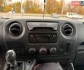 Белый Рено Мастер, объемом двигателя 2.3 л и пробегом 440 тыс. км за 20000 $, фото 26 на Automoto.ua