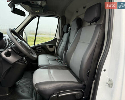 Білий Рено Мастєр, об'ємом двигуна 2.3 л та пробігом 2 тис. км за 16800 $, фото 18 на Automoto.ua