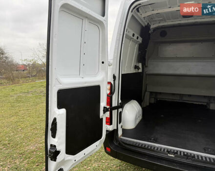 Білий Рено Мастєр, об'ємом двигуна 2.3 л та пробігом 200 тис. км за 19500 $, фото 15 на Automoto.ua
