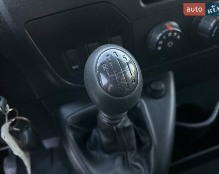 Белый Рено Мастер, объемом двигателя 2.3 л и пробегом 170 тыс. км за 17850 $, фото 44 на Automoto.ua