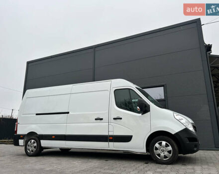 Белый Рено Мастер, объемом двигателя 2.3 л и пробегом 195 тыс. км за 17400 $, фото 10 на Automoto.ua