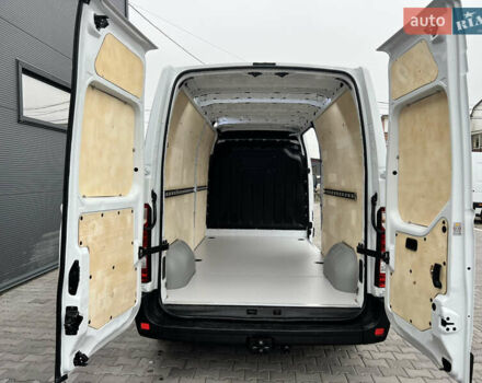 Белый Рено Мастер, объемом двигателя 2.3 л и пробегом 195 тыс. км за 17400 $, фото 13 на Automoto.ua