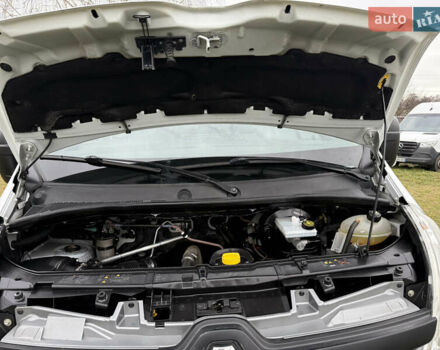 Білий Рено Мастєр, об'ємом двигуна 2.3 л та пробігом 200 тис. км за 19500 $, фото 24 на Automoto.ua