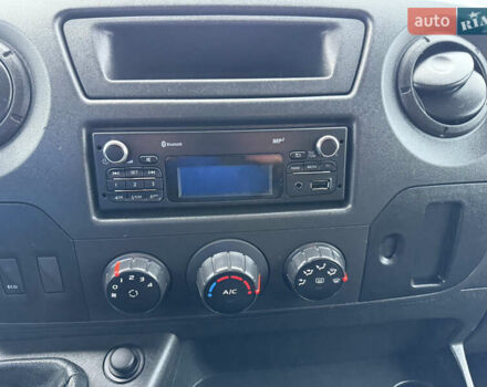 Білий Рено Мастєр, об'ємом двигуна 2.3 л та пробігом 2 тис. км за 16800 $, фото 31 на Automoto.ua