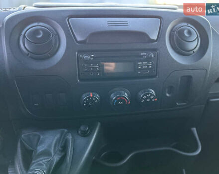 Белый Рено Мастер, объемом двигателя 2.3 л и пробегом 170 тыс. км за 17850 $, фото 42 на Automoto.ua