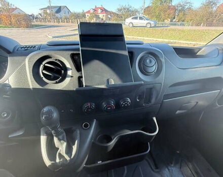 Рено Мастєр 2018 у Бучаче на Automoto.ua Білий Рено Мастєр, об'ємом двигуна 2.3 л та пробігом 252 тис. км за 16700 $, фото 35 на Automoto.ua