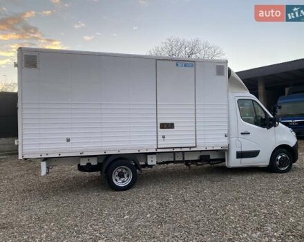 Белый Рено Мастер, объемом двигателя 2.3 л и пробегом 198 тыс. км за 18800 $, фото 24 на Automoto.ua