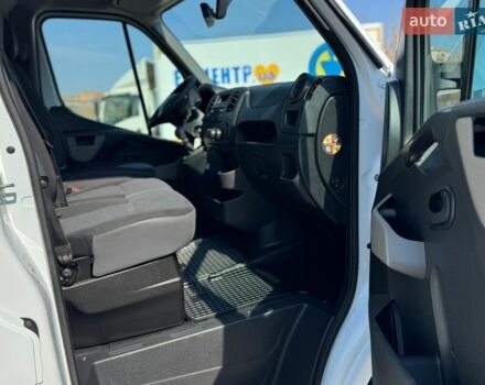 Белый Рено Мастер, объемом двигателя 0 л и пробегом 282 тыс. км за 17600 $, фото 48 на Automoto.ua