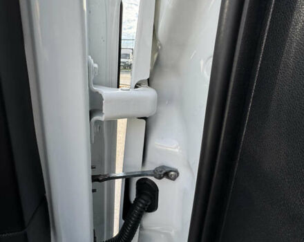 Білий Рено Мастєр, об'ємом двигуна 2.3 л та пробігом 240 тис. км за 18900 $, фото 14 на Automoto.ua