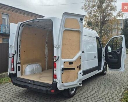 Белый Рено Мастер, объемом двигателя 0 л и пробегом 263 тыс. км за 15500 $, фото 8 на Automoto.ua