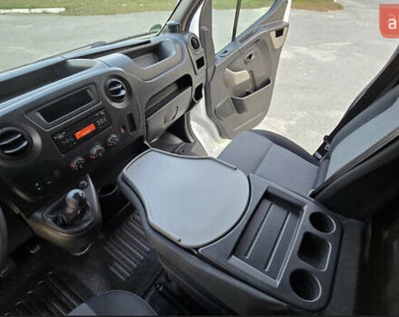 Білий Рено Мастєр, об'ємом двигуна 2.3 л та пробігом 187 тис. км за 17800 $, фото 15 на Automoto.ua