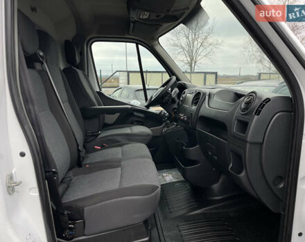 Белый Рено Мастер, объемом двигателя 2.3 л и пробегом 280 тыс. км за 15300 $, фото 24 на Automoto.ua