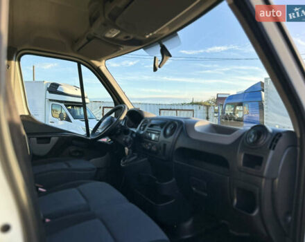Белый Рено Мастер, объемом двигателя 2.3 л и пробегом 170 тыс. км за 17850 $, фото 30 на Automoto.ua