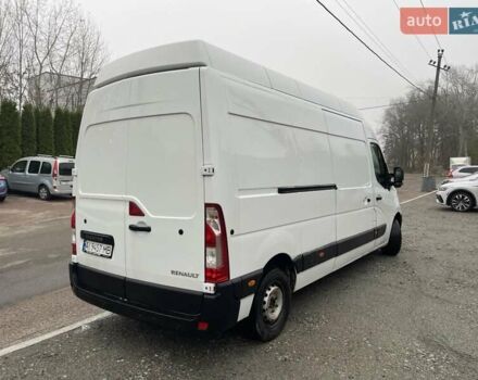 Белый Рено Мастер, объемом двигателя 2.3 л и пробегом 393 тыс. км за 14000 $, фото 2 на Automoto.ua