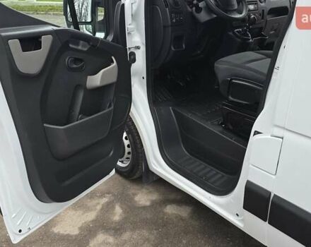 Білий Рено Мастєр, об'ємом двигуна 2.3 л та пробігом 177 тис. км за 16800 $, фото 3 на Automoto.ua