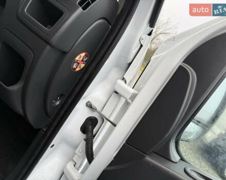 Білий Рено Мастєр, об'ємом двигуна 2.3 л та пробігом 2 тис. км за 16800 $, фото 14 на Automoto.ua