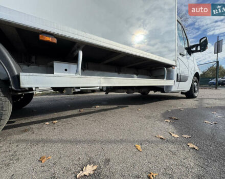 Білий Рено Мастєр, об'ємом двигуна 2.3 л та пробігом 240 тис. км за 18900 $, фото 9 на Automoto.ua
