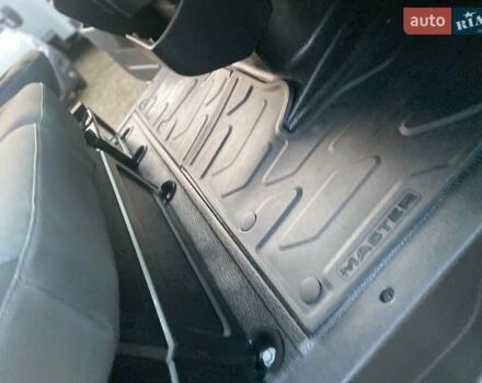 Белый Рено Мастер, объемом двигателя 2.3 л и пробегом 198 тыс. км за 18800 $, фото 55 на Automoto.ua