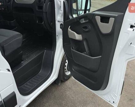 Білий Рено Мастєр, об'ємом двигуна 2.3 л та пробігом 178 тис. км за 16500 $, фото 17 на Automoto.ua