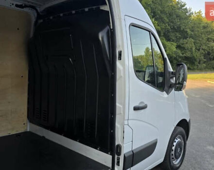 Белый Рено Мастер, объемом двигателя 2.3 л и пробегом 180 тыс. км за 17900 $, фото 23 на Automoto.ua