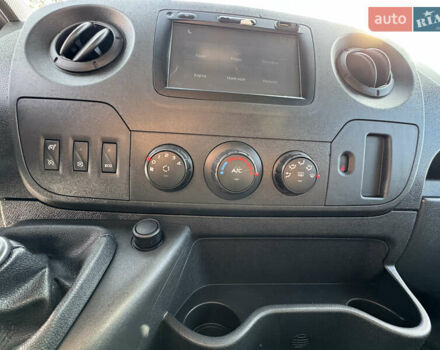 Білий Рено Мастєр, об'ємом двигуна 2.3 л та пробігом 240 тис. км за 18900 $, фото 17 на Automoto.ua