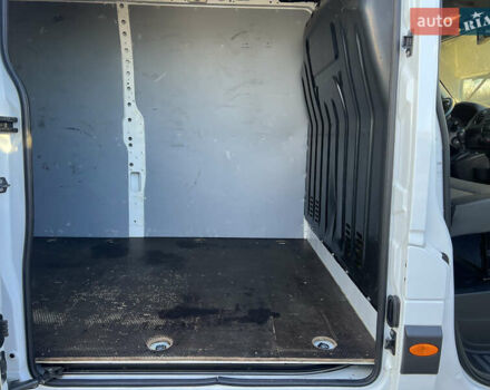 Білий Рено Мастєр, об'ємом двигуна 2.3 л та пробігом 280 тис. км за 18250 $, фото 42 на Automoto.ua