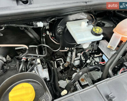 Белый Рено Мастер, объемом двигателя 2.3 л и пробегом 195 тыс. км за 17400 $, фото 37 на Automoto.ua