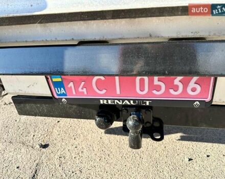 Білий Рено Мастєр, об'ємом двигуна 2.3 л та пробігом 260 тис. км за 19200 $, фото 16 на Automoto.ua