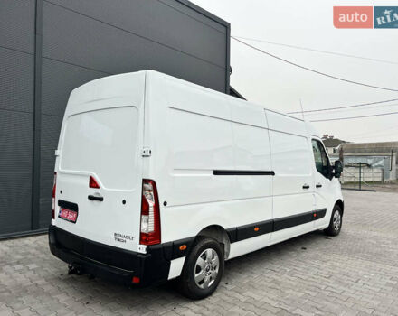 Белый Рено Мастер, объемом двигателя 2.3 л и пробегом 195 тыс. км за 17400 $, фото 5 на Automoto.ua