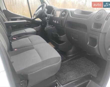 Білий Рено Мастєр, об'ємом двигуна 2.3 л та пробігом 121 тис. км за 17900 $, фото 17 на Automoto.ua